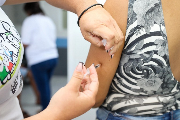 Paraíba amplia vacinação contra HPV e intensifica imunização de adolescentes