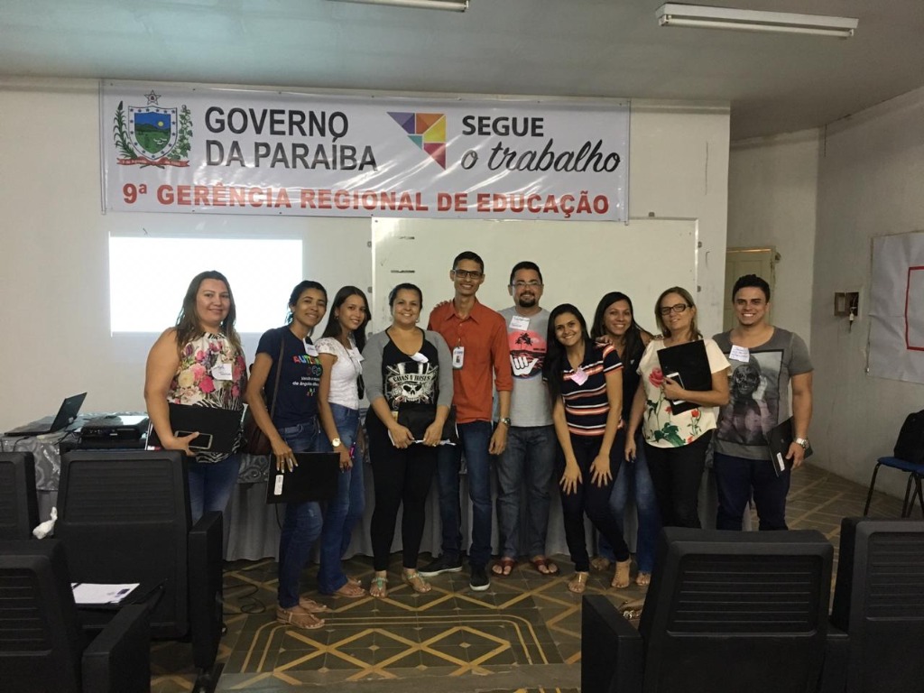 Oratória: Expressão Verbal e Corporal em Cajazeiras
