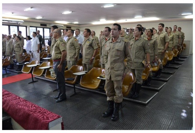 Formatura - Bombeiros curso socorrista de resgate