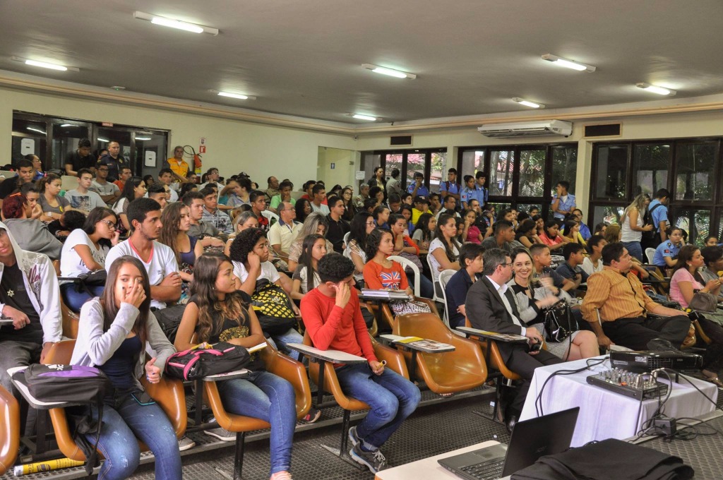 Maio Amarelo- Atenção pela Vida